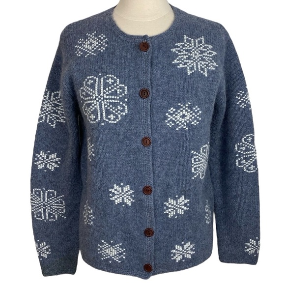 Skyr Blue Nordic Wool Snowflake Cardigan - Picture 11 of 11